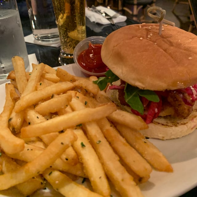 Black'n Blue Burger.